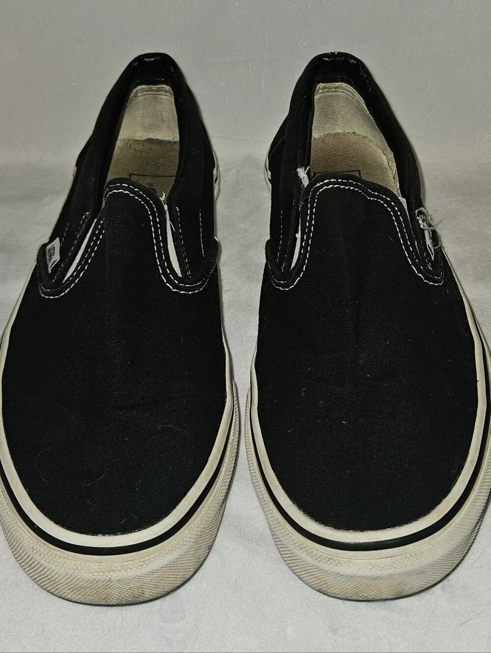 Black Vans Classic Slip On Shoes Size W8.5 M7